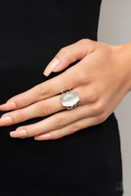 Load image into Gallery viewer, Paparazzi 🔆 Enchantingly Everglades - White Ring