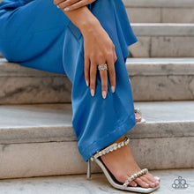 Load image into Gallery viewer, Paparazzi 🔆 Sizzling Shimmer - Multi Ring
