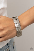 Load image into Gallery viewer, Paparazzi 🔆 Radioactive Reflections - Silver Bracelet