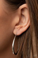 Load image into Gallery viewer, Paparazzi 🔆 CURVE Your Appetite - Silver Earrings