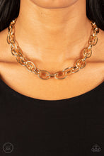 Load image into Gallery viewer, Paparazzi 🔆 Tough Crowd - Gold Necklace