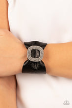 Load image into Gallery viewer, Paparazzi 🔆 Lights, SELFIE, Action! - Black Bracelet