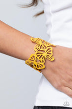 Load image into Gallery viewer, Paparazzi 🔆 Butterfly Breeze - Yellow Bracelet