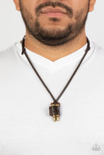 Load image into Gallery viewer, Paparazzi 🔆 On the Lookout - Brass Necklace