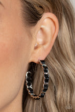 Load image into Gallery viewer, Paparazzi π Industrial Incantation - Black Earrings