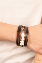Load image into Gallery viewer, Paparazzi 🔆 Tropical Trek - White Bracelet