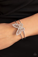 Load image into Gallery viewer, Paparazzi 🔆 Butterfly Bella - White Bracelet