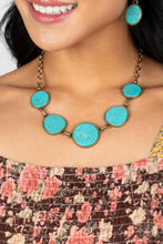 Load image into Gallery viewer, Paparazzi 🔆 Santa Fe Flats - Brass Necklace