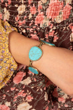 Load image into Gallery viewer, Paparazzi 🔆 Flat Out Frontier - Brass Bracelet