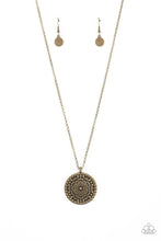 Load image into Gallery viewer, oak-sisters-jewelry-summer-homestead-brass-necklace-paparazzi-accessories-by-lisa