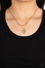 Load image into Gallery viewer, Paparazzi 🔆 Stunning Supernova - Gold Necklace