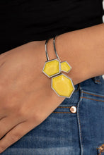 Load image into Gallery viewer, Paparazzi 🔆 Tourist TRAPEZOID - Yellow Bracelet