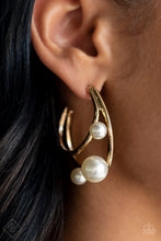 Load image into Gallery viewer, Paparazzi 🔆 Metro Pier - Gold Earrings