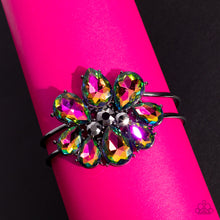 Load image into Gallery viewer, Paparazzi 🔆 DAUNTLESS is More - Multi Bracelet