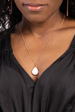 Load image into Gallery viewer, Paparazzi 🔆 Sparkling Stones - Copper Necklace