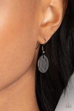Load image into Gallery viewer, Paparazzi 🔆 Industrial Noise - Black Necklace
