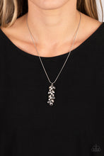 Load image into Gallery viewer, Paparazzi 🔆 Pearls Before VINE - Silver Necklace