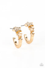 Load image into Gallery viewer, oak-sisters-jewelry-starfish-showpiece-gold-earrings-paparazzi-accessories-by-lisa