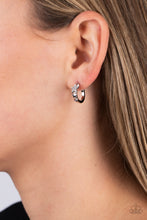 Load image into Gallery viewer, Paparazzi π Starfish Showpiece - White Earrings