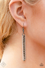 Load image into Gallery viewer, Paparazzi 🔆 Troublemaker Trove - Black Necklace