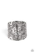 Load image into Gallery viewer, oak-sisters-jewelry-argentine-arches-silver-ring-paparazzi-accessories-by-lisa