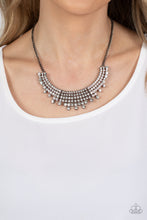 Load image into Gallery viewer, Paparazzi 🔆 Shimmering Song - Black Necklace