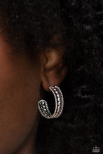 Load image into Gallery viewer, Paparazzi 🔆 Dotted Darling - Silver Earrings