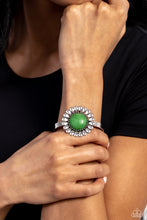 Load image into Gallery viewer, Paparazzi 🔆 Organic Orchard - Green Bracelet