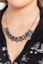 Load image into Gallery viewer, Paparazzi 🔆Sunburst Season - Silver Necklace