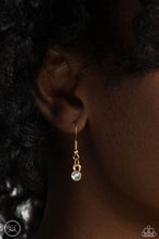 Load image into Gallery viewer, Paparazzi 🔆 Eternal Effulgence - Gold Necklace