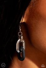 Load image into Gallery viewer, Paparazzi 🔆 Contrasting Couture - Black Necklace