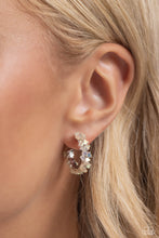 Load image into Gallery viewer, Paparazzi 🔆 Floral Focus - White Earrings
