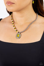 Load image into Gallery viewer, Paparazzi 🔆 Contrasting Candy - Green Necklace