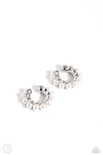 Load image into Gallery viewer, oak-sisters-jewelry-popular-pearls-white-post earrings-paparazzi-accessories-by-lisa