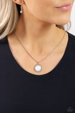 Load image into Gallery viewer, Paparazzi 🔆 Pixie Potential - White Necklace