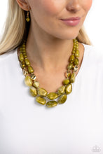 Load image into Gallery viewer, Paparazzi 🔆 Seize the Statement - Green Necklace