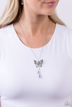 Load image into Gallery viewer, Paparazzi š Enchanted Wings - Silver Necklace