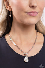 Load image into Gallery viewer, Paparazzi 🔆 Courting Cosmopolitan - White Necklace