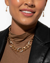 Load image into Gallery viewer, Paparazzi 🔆 Gleaming Harmony - Gold Necklace