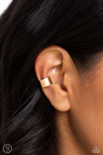 Load image into Gallery viewer, Paparazzi 🔆 Seize the Chicness Post Earrings