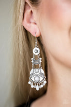 Load image into Gallery viewer, Paparazzi 🔆 Tropic Tribe - White Earrings
