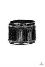 Load image into Gallery viewer, Paparazzi 🔆 Heads Or MERMAID Tails - Black Bracelet
