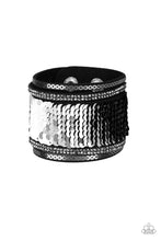 Load image into Gallery viewer, Paparazzi 🔆 Heads Or MERMAID Tails - Black Bracelet
