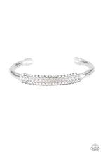 Load image into Gallery viewer, Paparazzi 🔆 Day to Day Dazzle - White Bracelet
