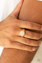 Load image into Gallery viewer, Paparazzi 🔆 Conquest - Gold Ring
