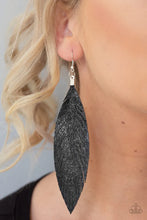 Load image into Gallery viewer, Paparazzi 🔆 Feather Fantasy - Black Earrings
