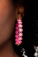 Load image into Gallery viewer, Paparazzi 🔆 Daisy Disposition - Pink Earrings
