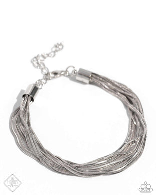 oak-sisters-jewelry-by-a-show-of-strands-silver-bracelet-paparazzi-accessories-by-lisa