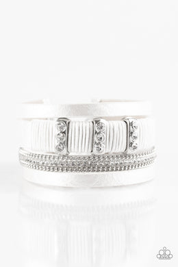 oak-sisters-jewelry-fame-night-white-bracelet-paparazzi-accessories-by-lisa