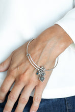 Load image into Gallery viewer, Paparazzi 🔆 Treasure Charms - Blue Bracelet
